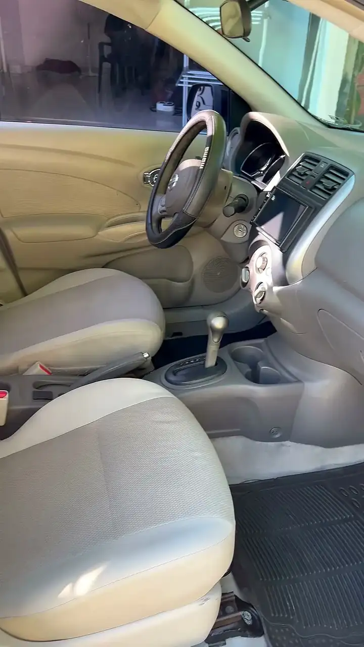 Interior después del detallado Clean Detailing